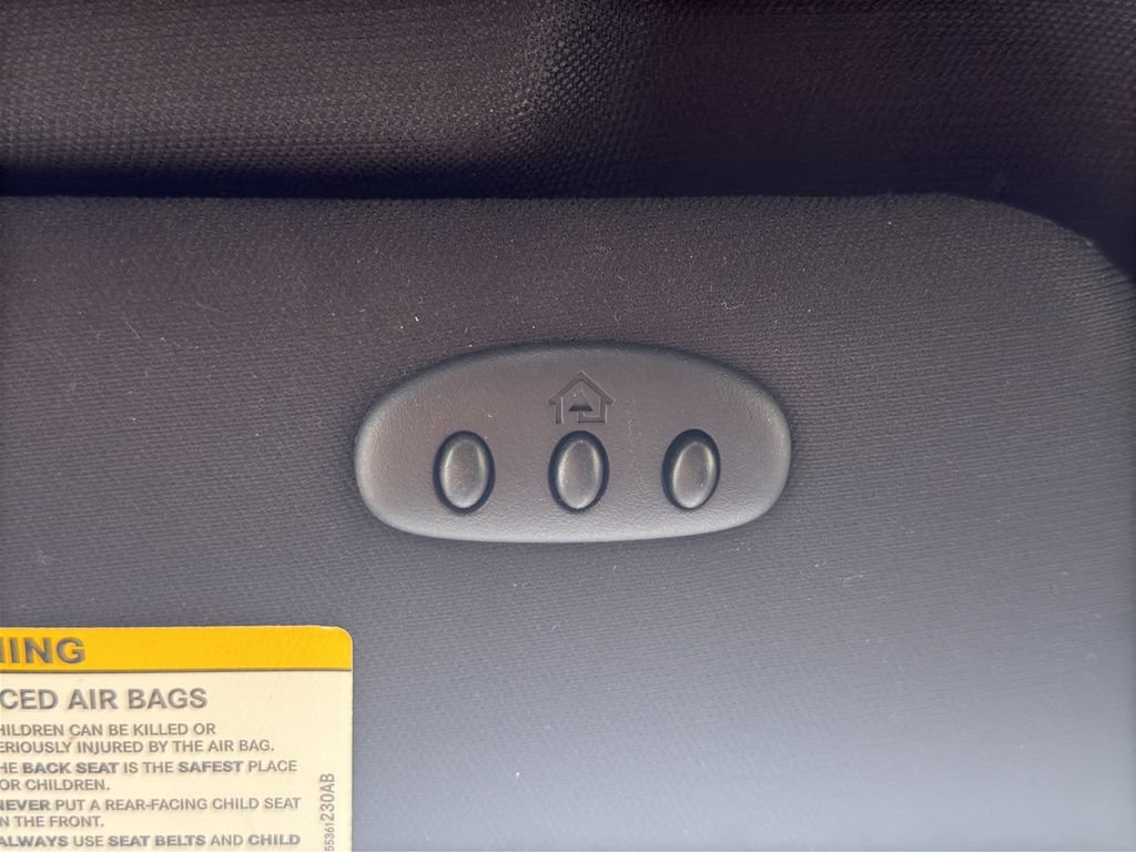 Used 2013 Chrysler 200 Touring FWD image 24