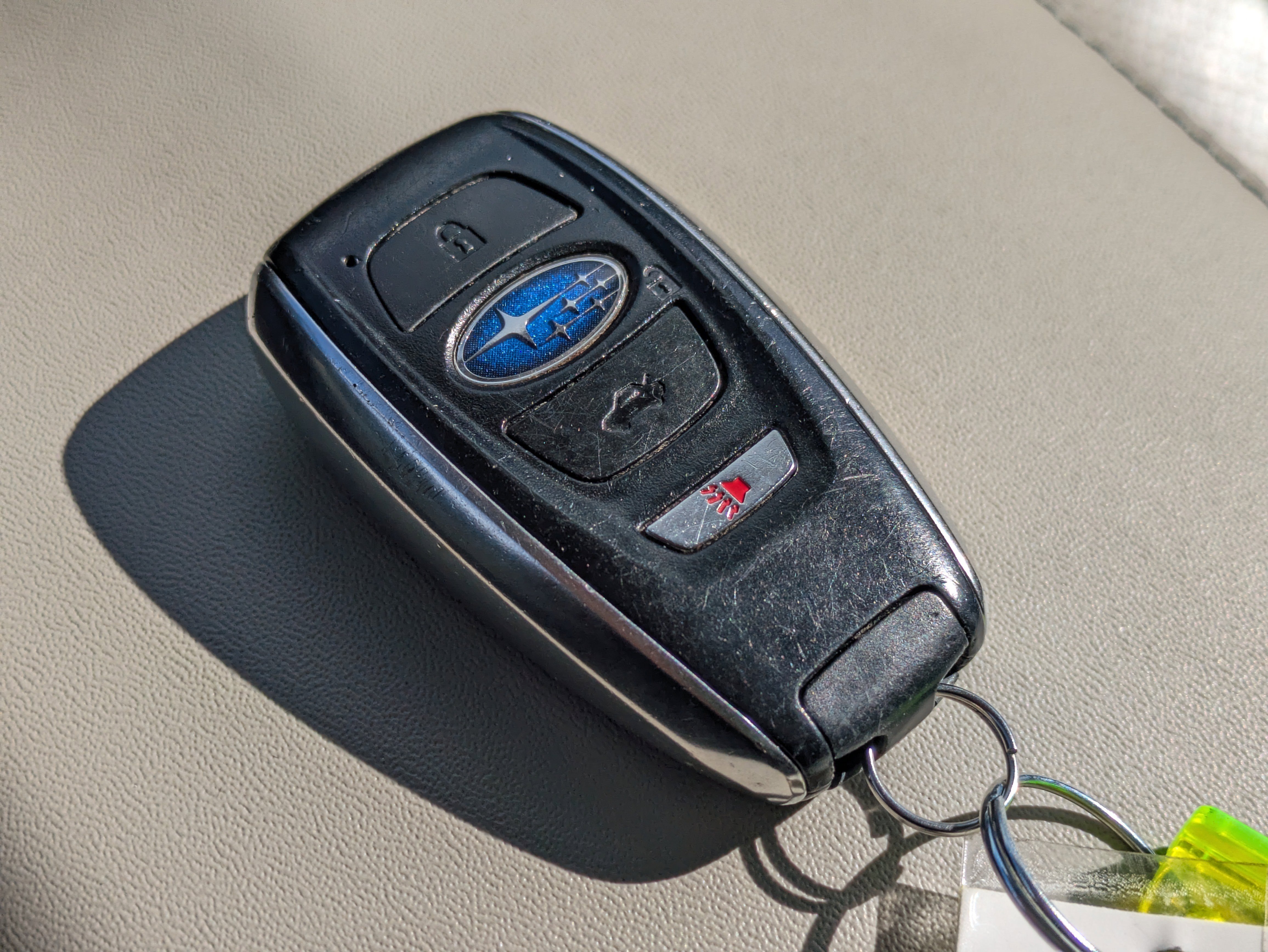 Used 2019 Subaru Ascent Premium image 34