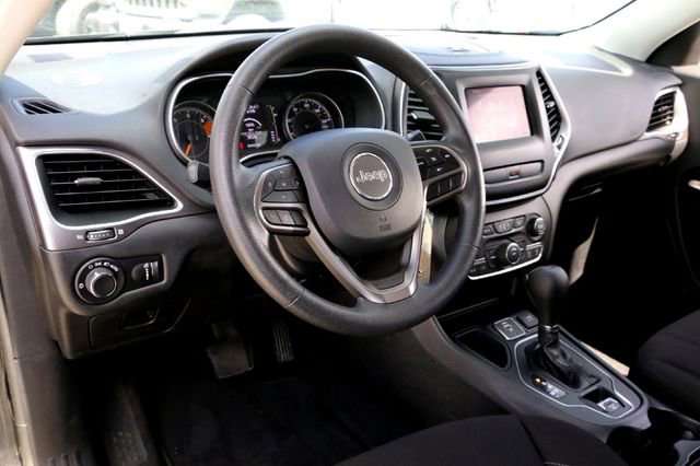 Used 2020 Jeep Cherokee Latitude image 8