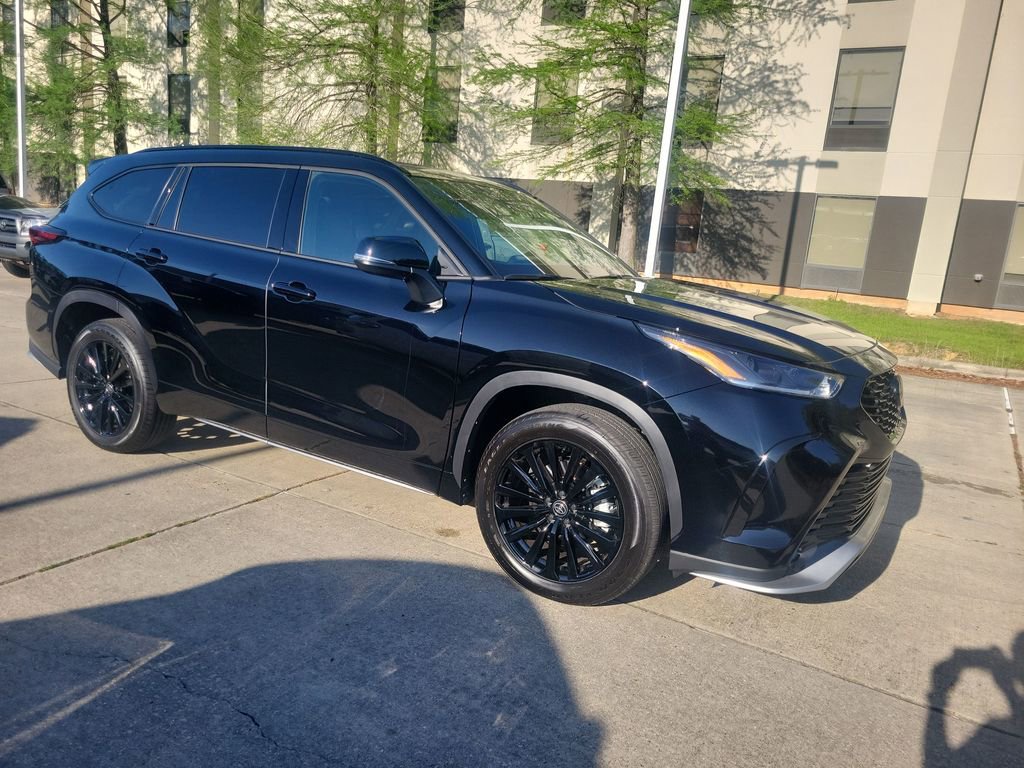 Used 2026 Toyota Highlander XSE image 9