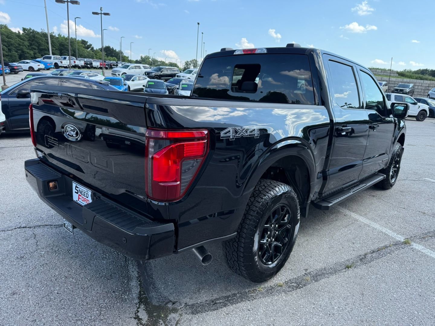 New 2025 Ford F150 XLT w/ Equipment Group 302A MID image 7