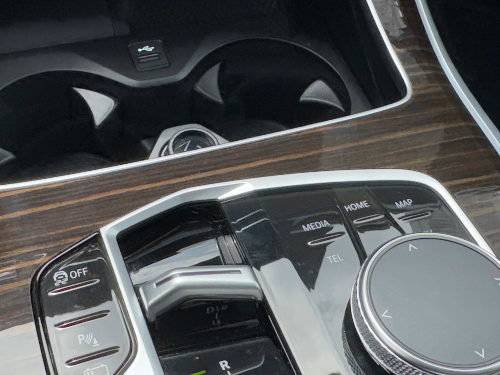 Used 2024 BMW X5 xDrive50e w/ M Sport Package image 29