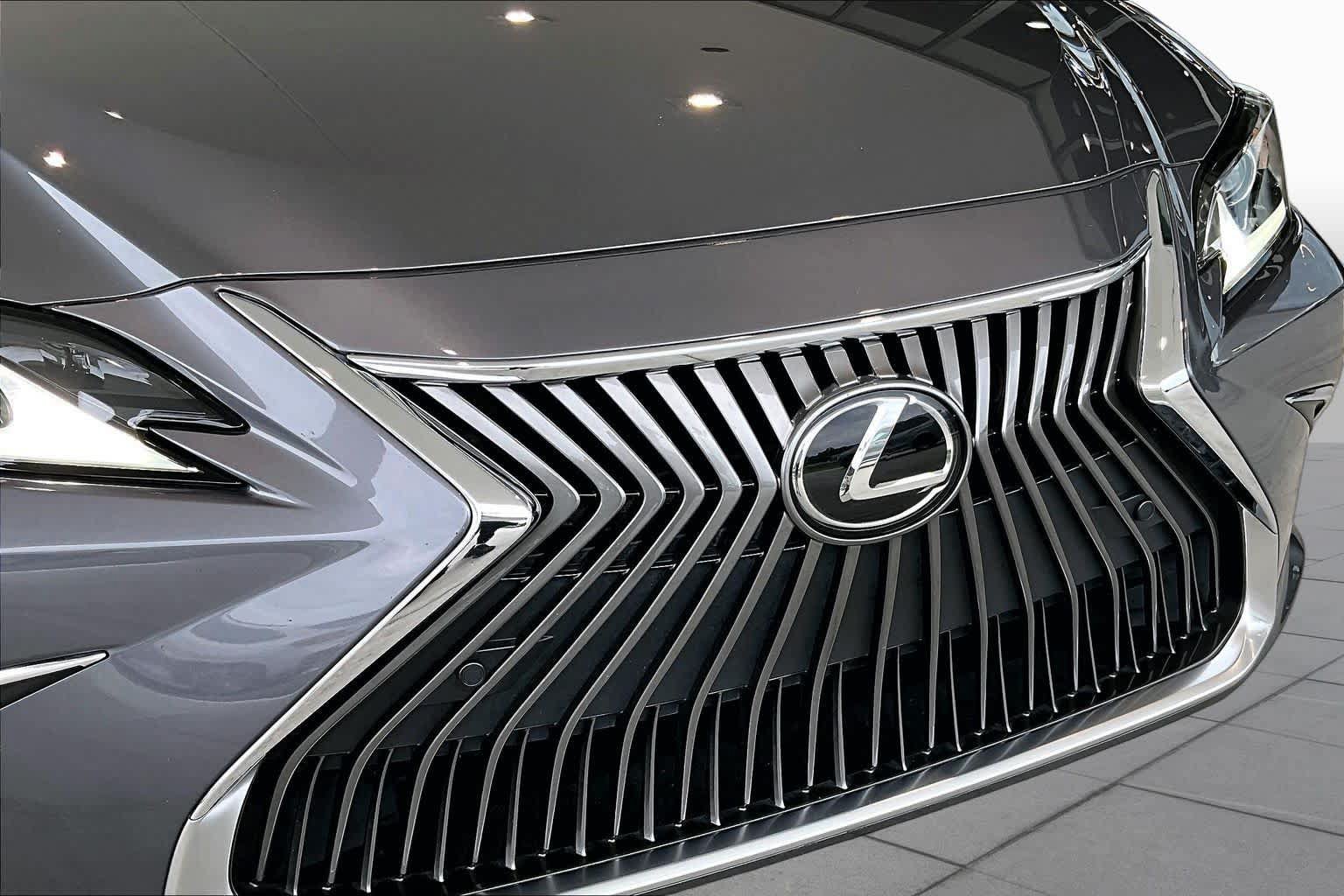 Used 2021 Lexus ES 350 w/ Premium Package FWD image 29