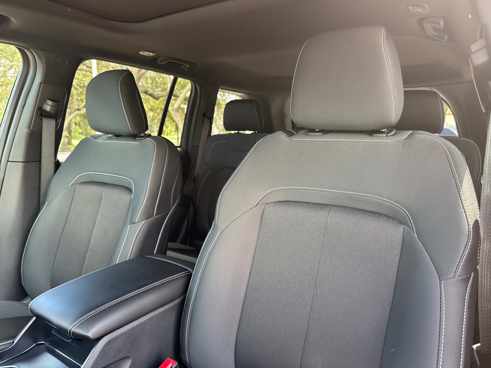 New 2025 Jeep Grand Cherokee Laredo X w/ Luxury Tech Group I image 20