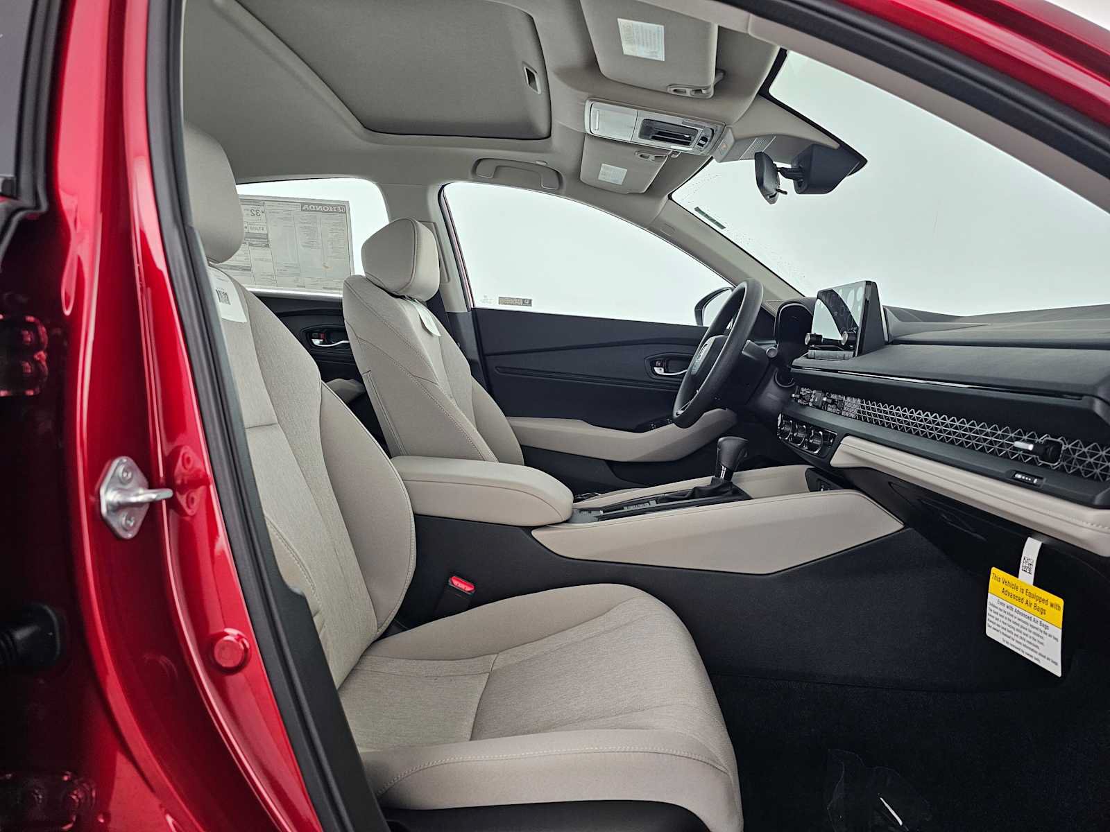 Used 2025 Honda Accord SE image 10