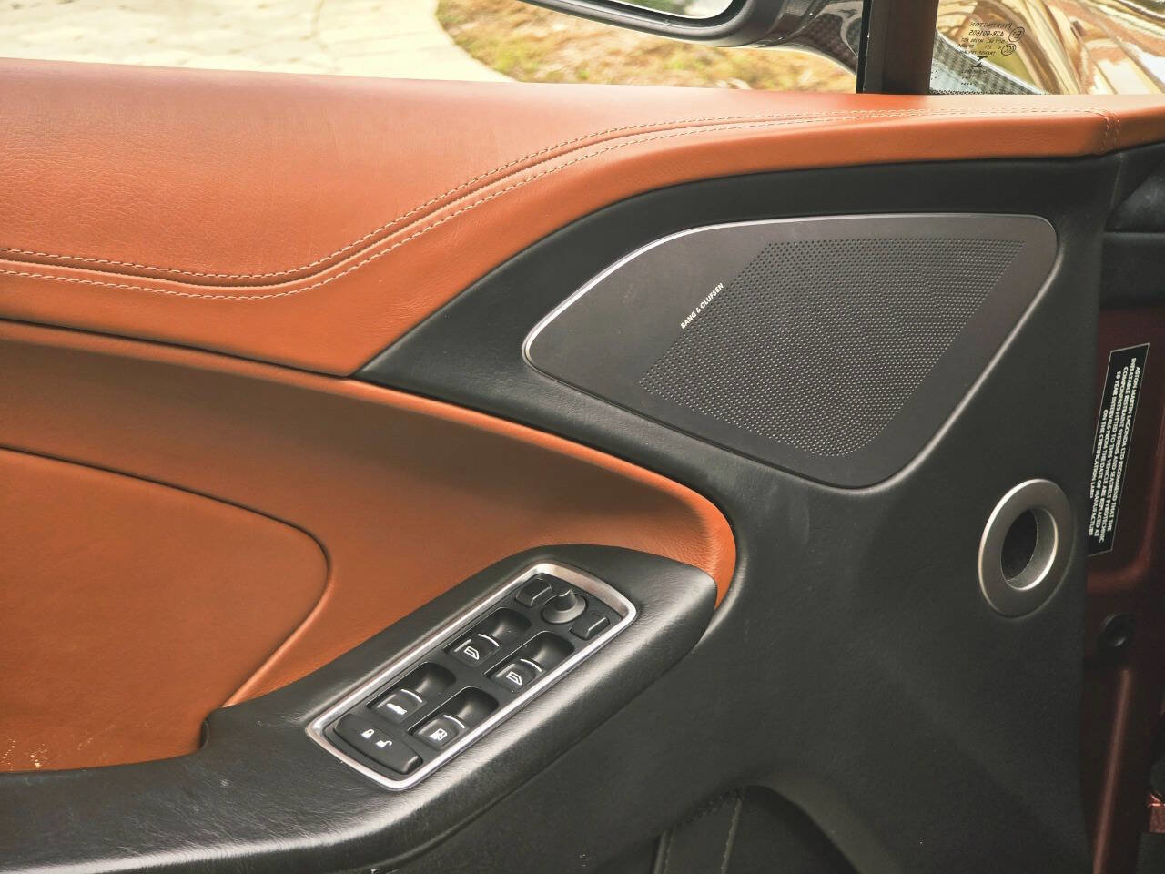 Used 2014 Aston Martin Vanquish Base 2dr Coupe image 77