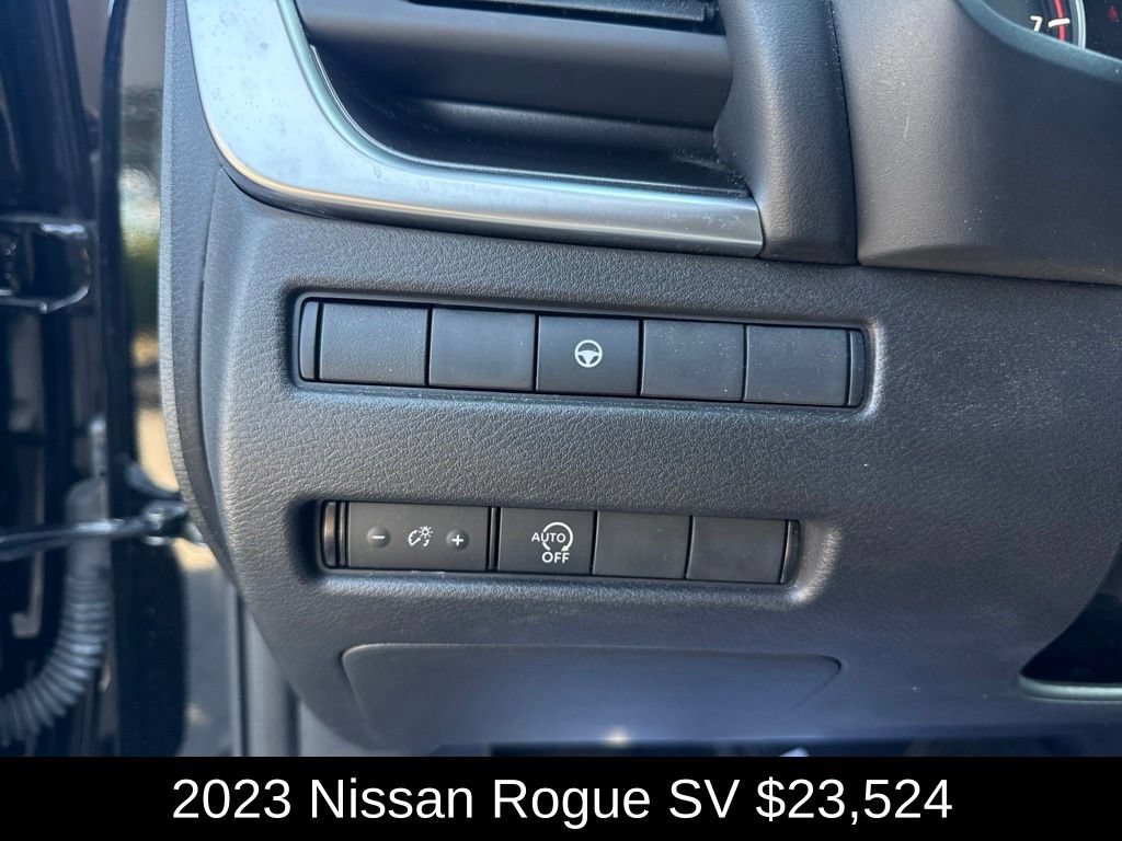 Used 2023 Nissan Rogue SV AWD/4WD image 22