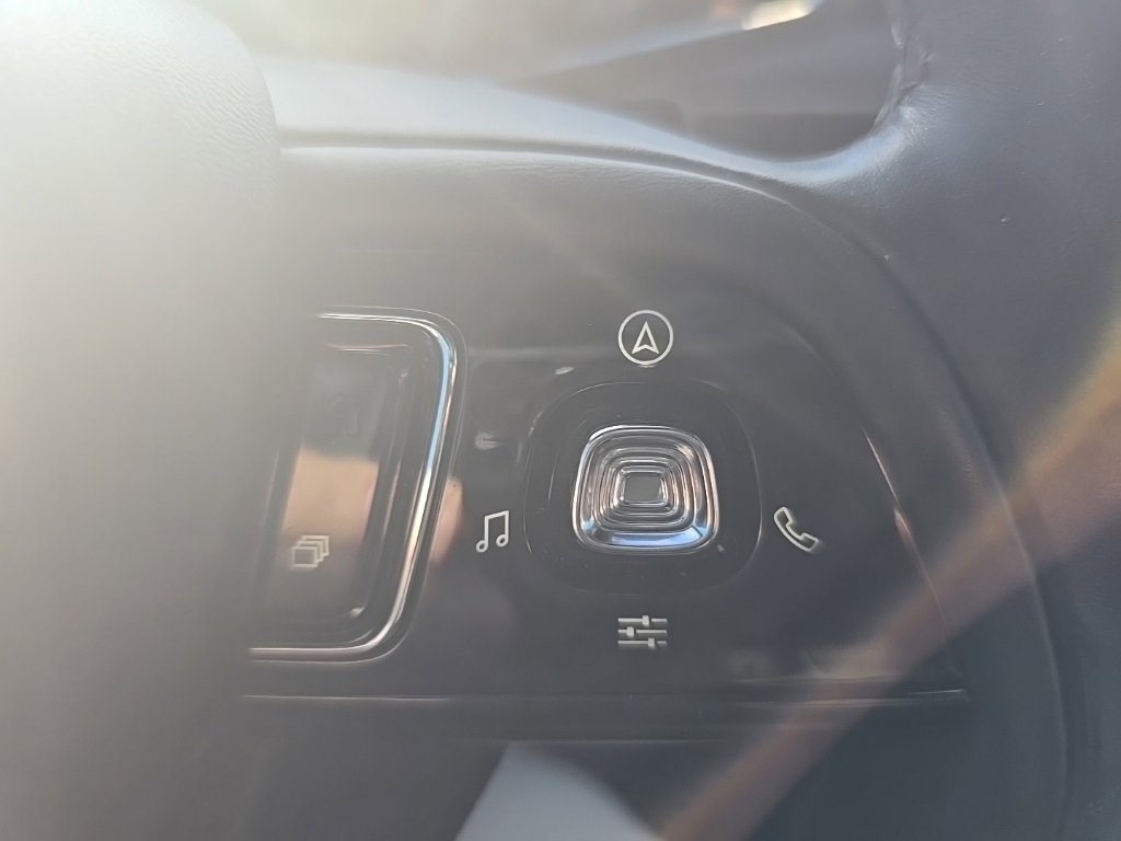 Used 2020 Lincoln Corsair Reserve w/ Equipment Group 201A image 12