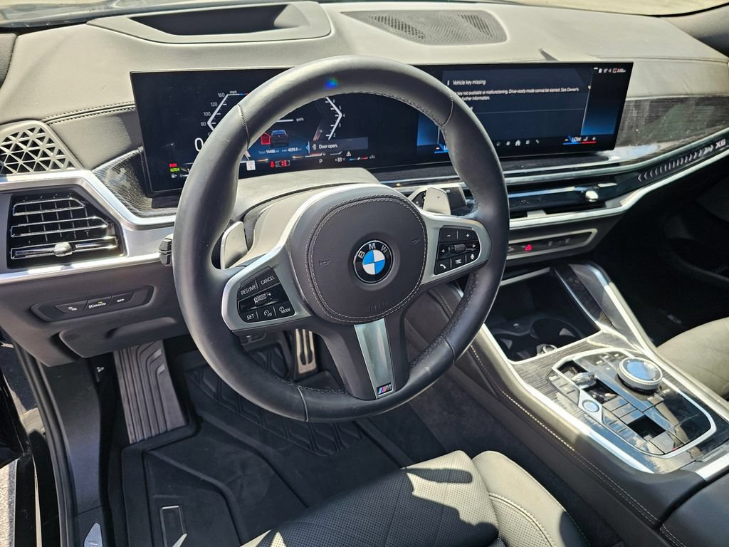 Certified 2026 BMW X6 xDrive40i w/ Executive Package AWD/4WD image 15