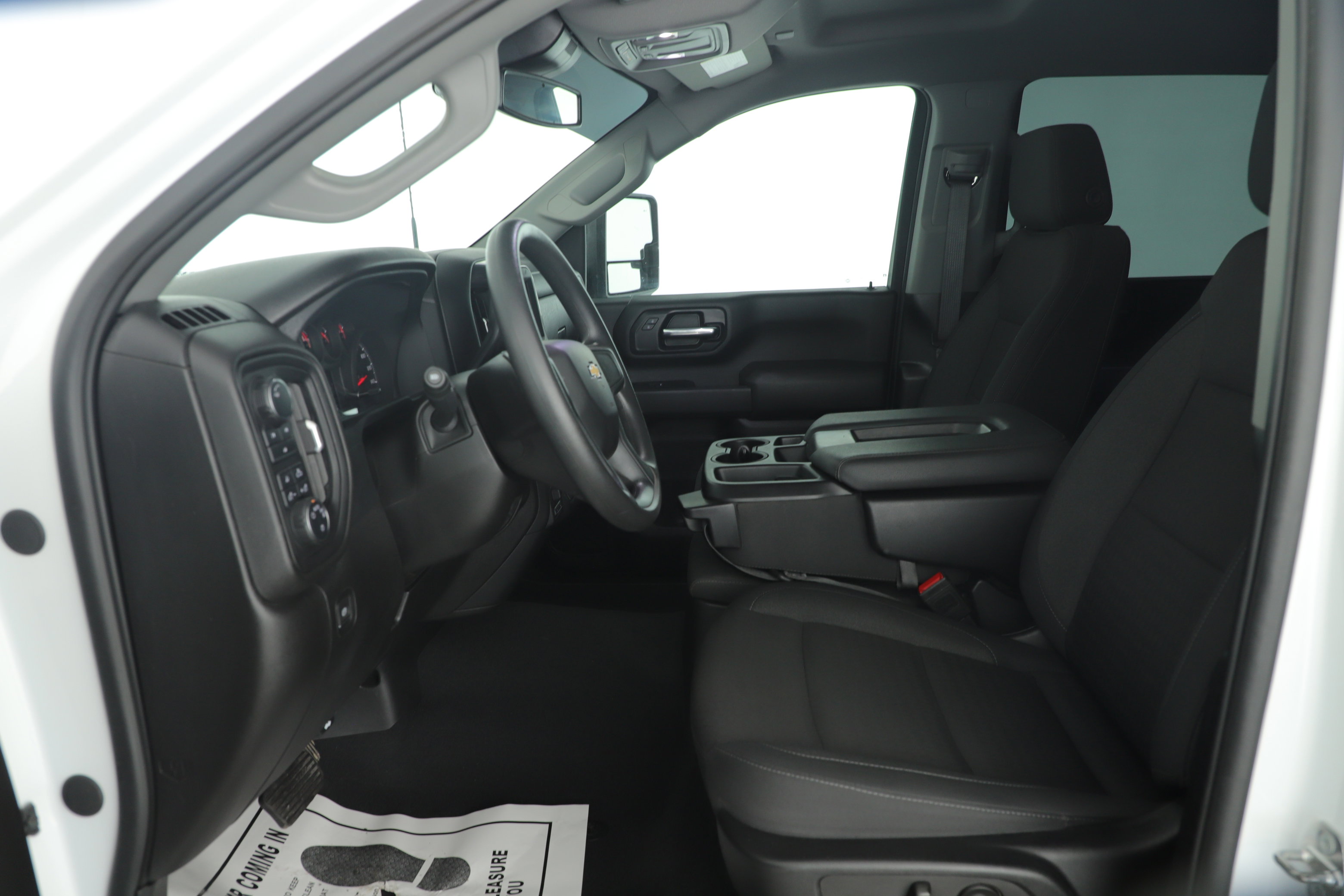 Used 2024 Chevrolet Silverado 2500 Custom w/ Custom Value Package image 22