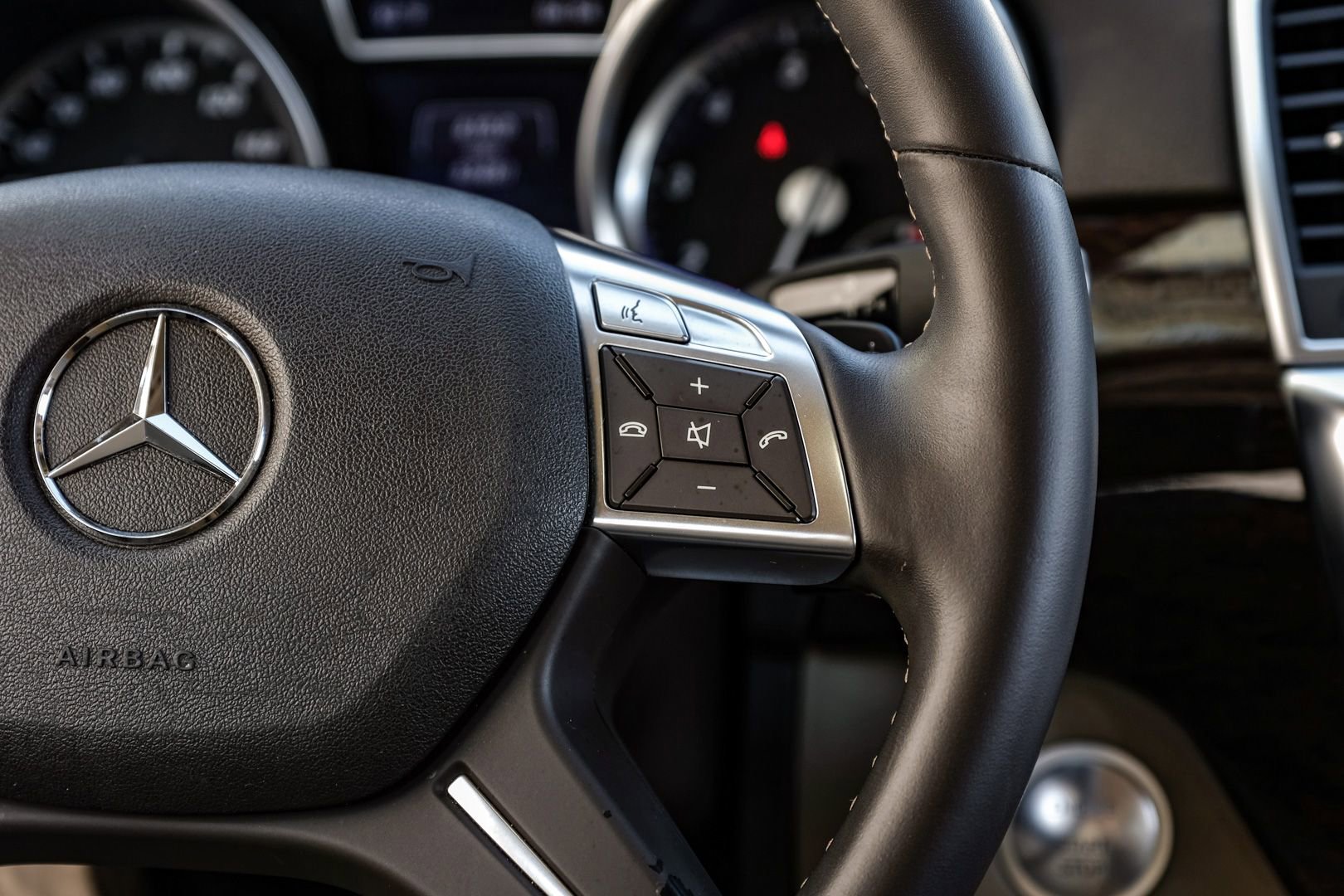 Used 2013 Mercedes-Benz ML 350 2WD image 18