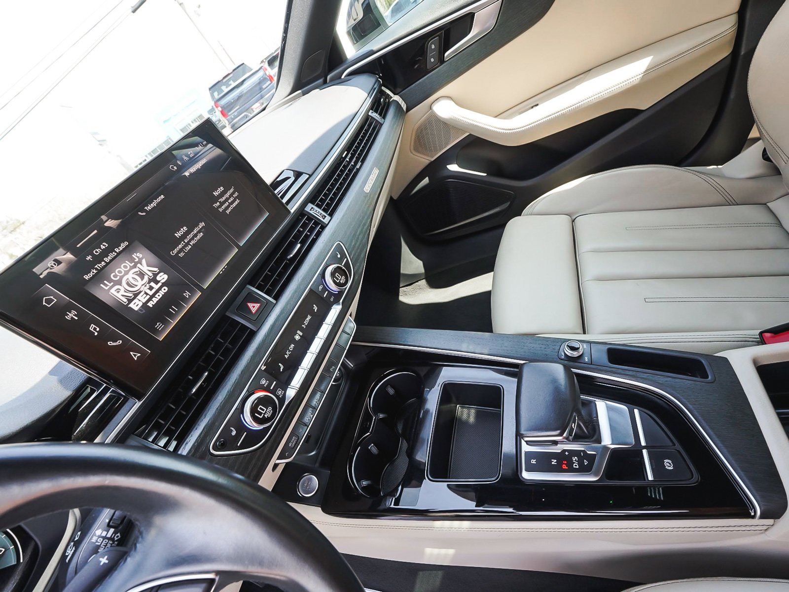 Used 2024 Audi A4 2.0T Premium Plus image 31