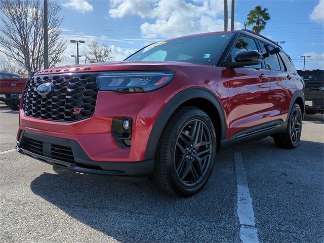 Used 2025 Ford Explorer ST w/ Sun And Sound Package image 8