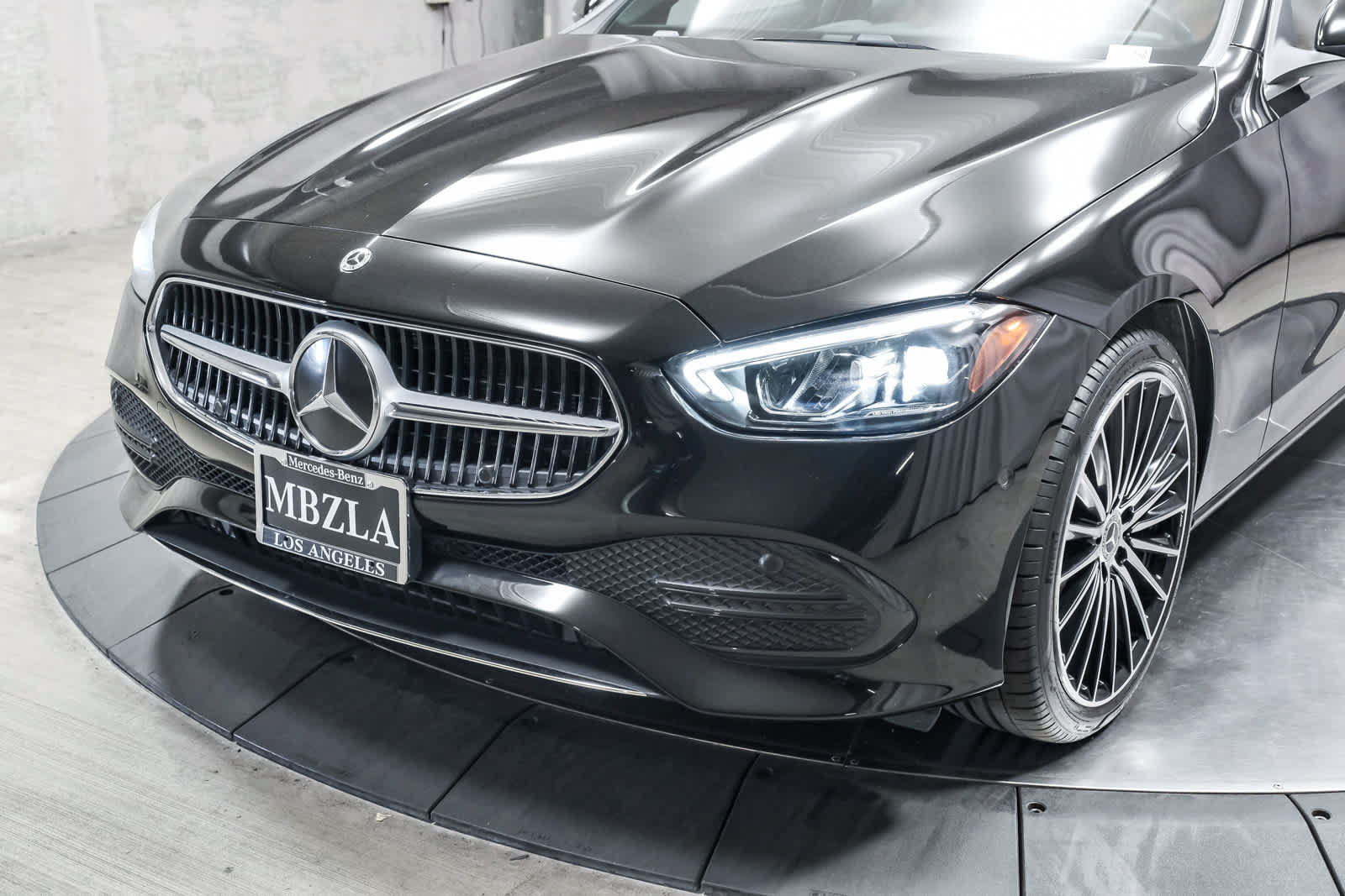 Used 2026 Mercedes-Benz C 300 Sedan image 11