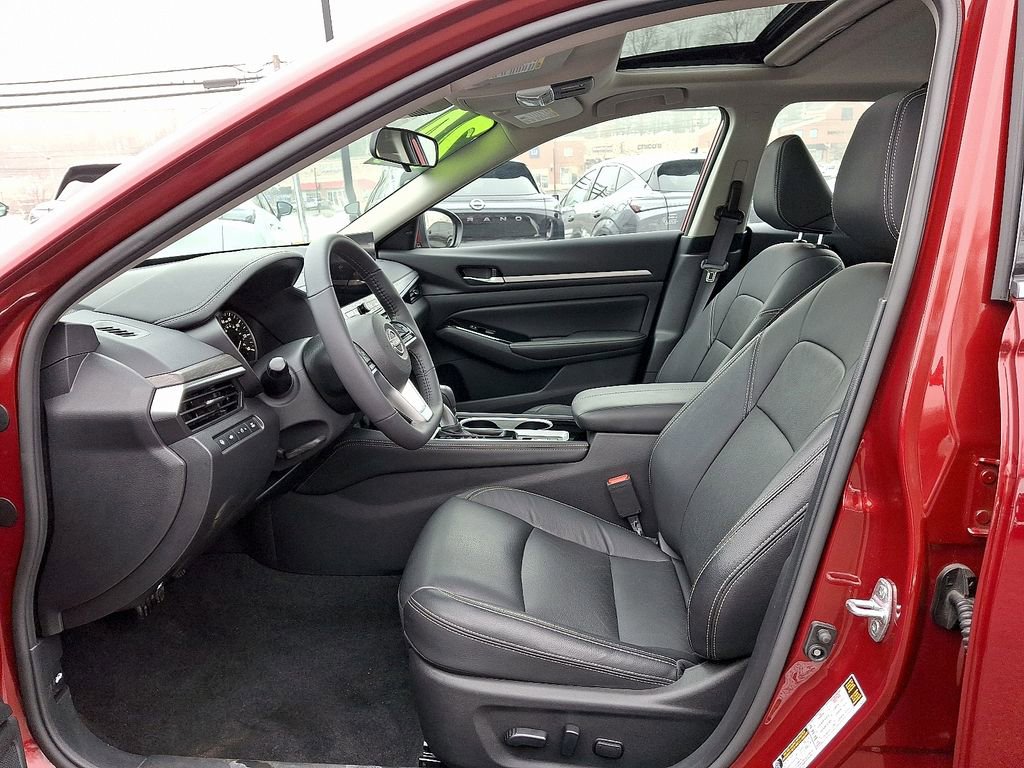 Used 2024 Nissan Altima 2.5 SL image 14