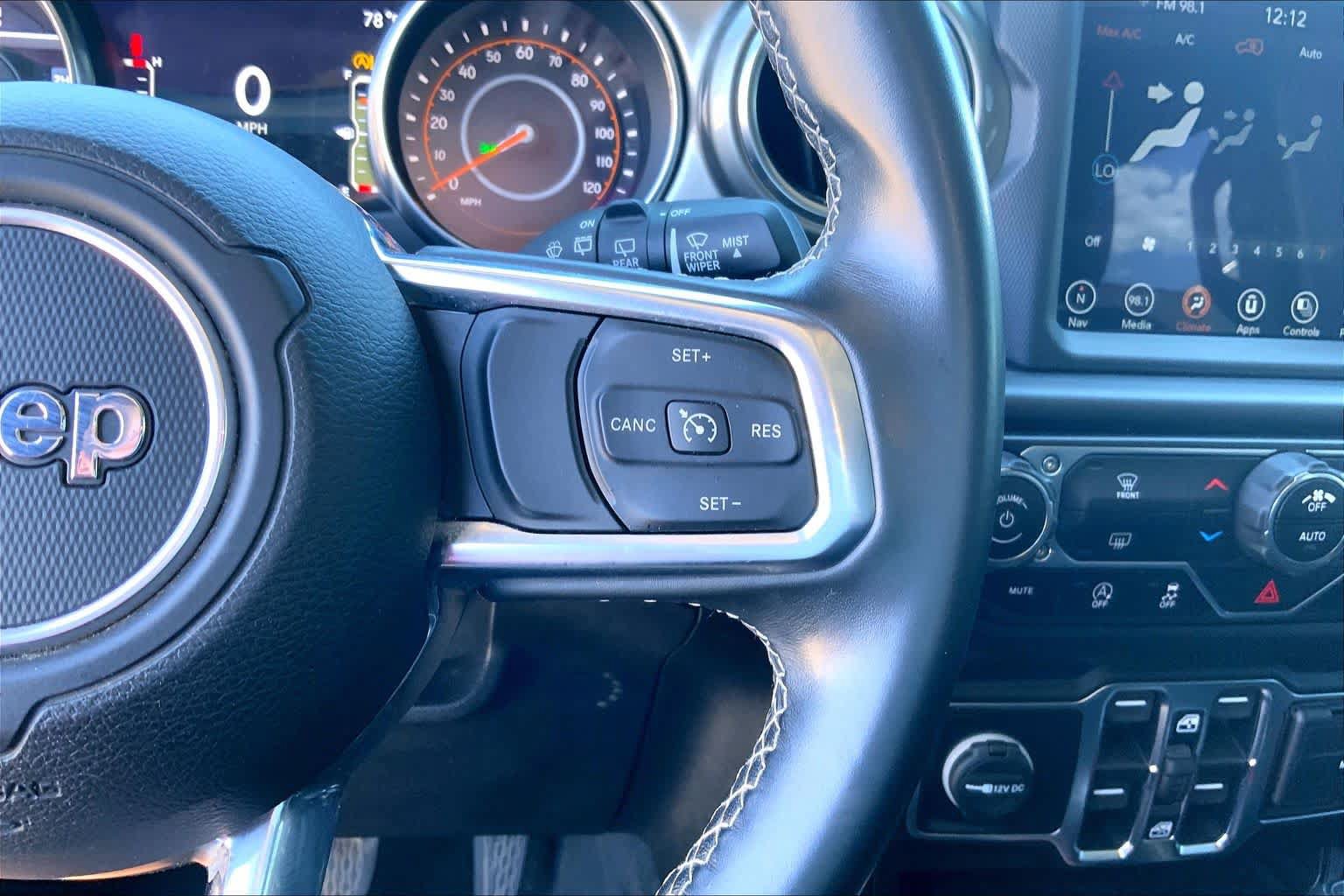 Used 2020 Jeep Wrangler Unlimited Sahara w/ Uconnect 4C Nav & Sound Group AWD/4WD image 23