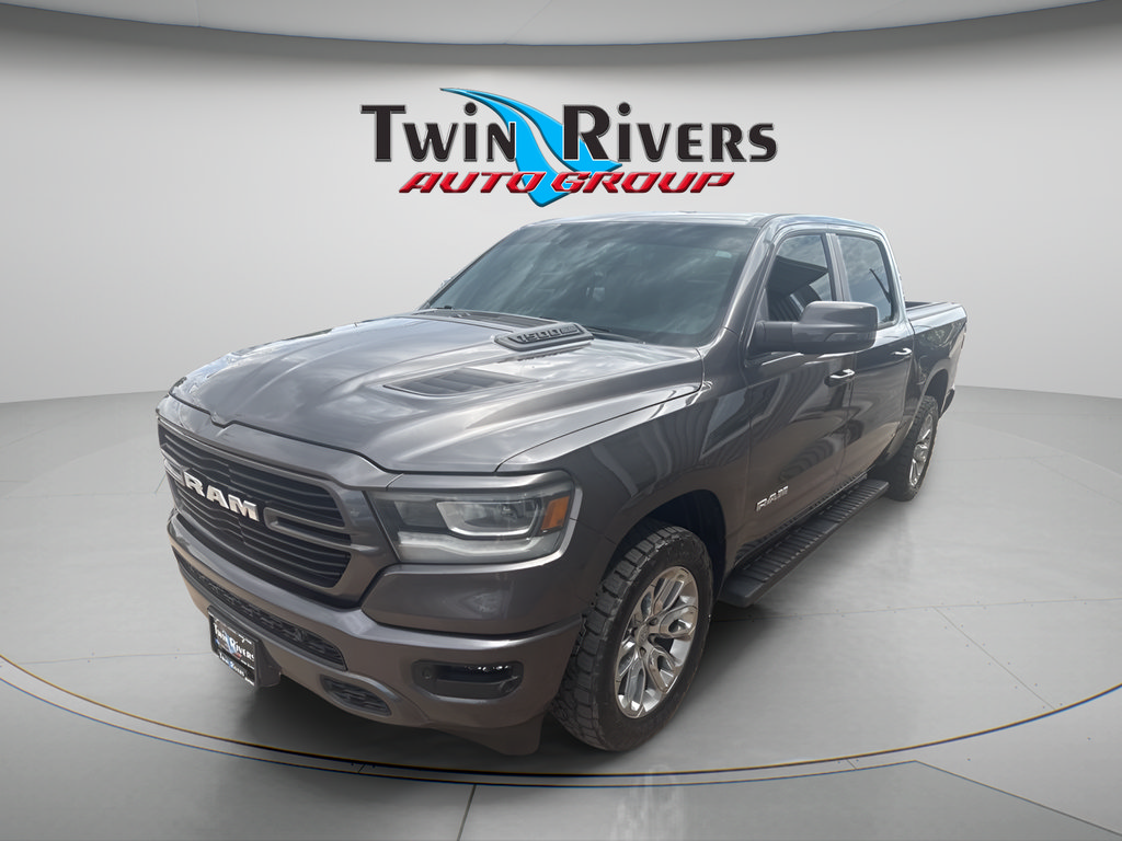 Used 2023 RAM 1500 Laramie AWD/4WD image 1