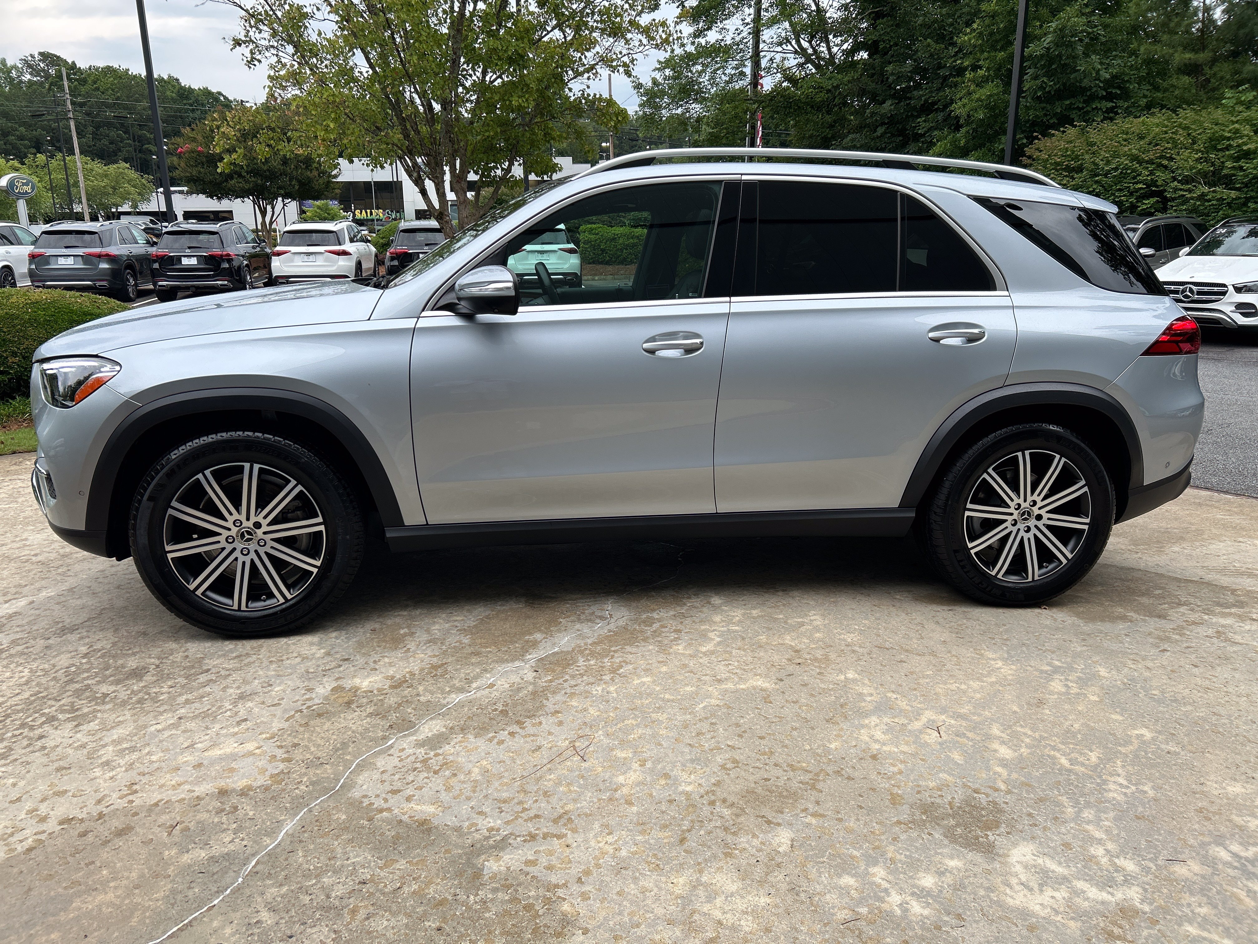 Certified 2025 Mercedes-Benz GLE 450 4MATIC image 14