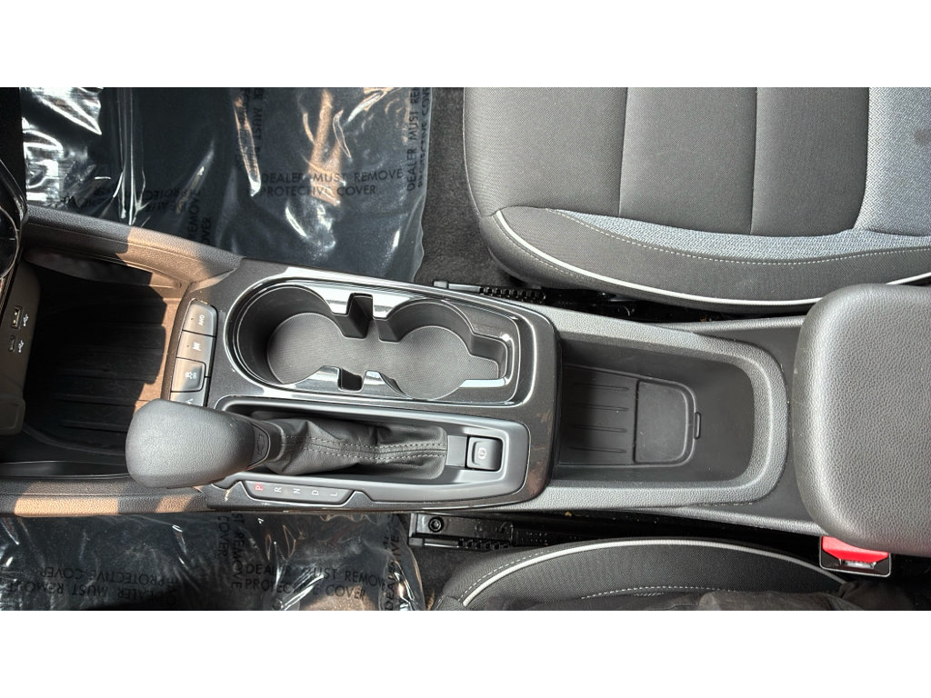Used 2025 Chevrolet TrailBlazer LT AWD/4WD image 16