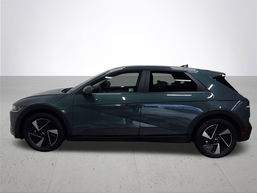 Used 2025 Hyundai Ioniq 5 SE image 12