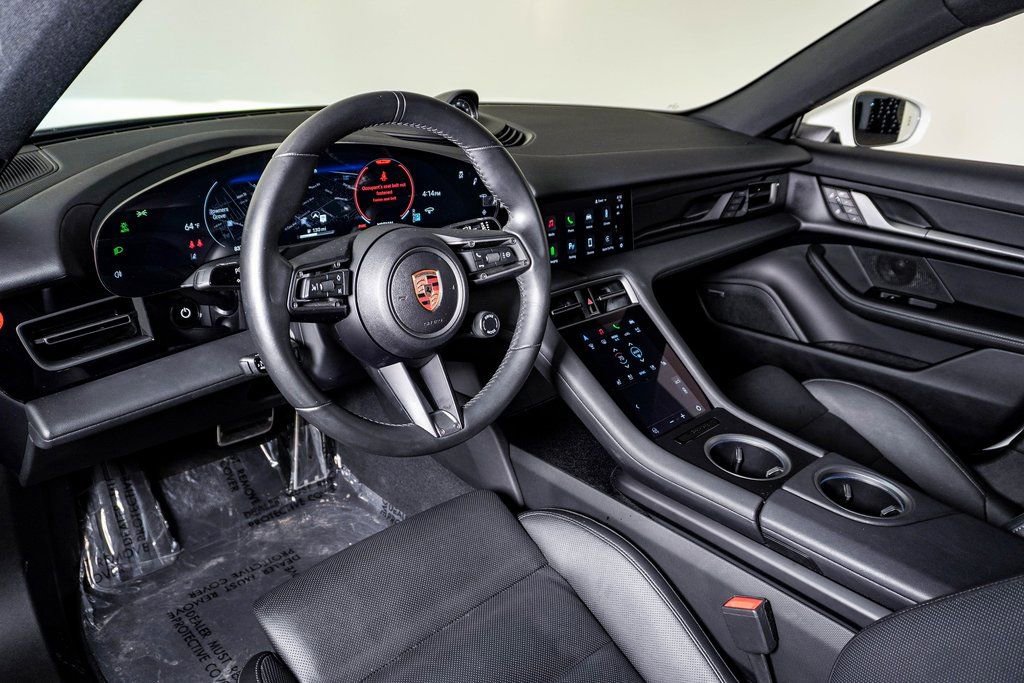 Certified 2025 Porsche Taycan image 4