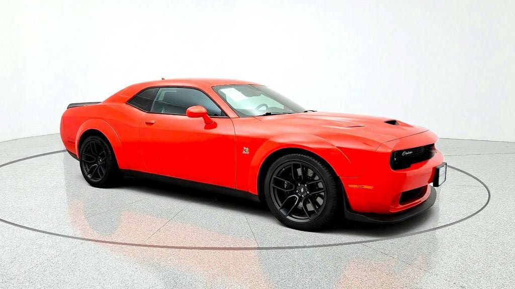 Used 2022 Dodge Challenger R/T Scat Pack RWD image 3