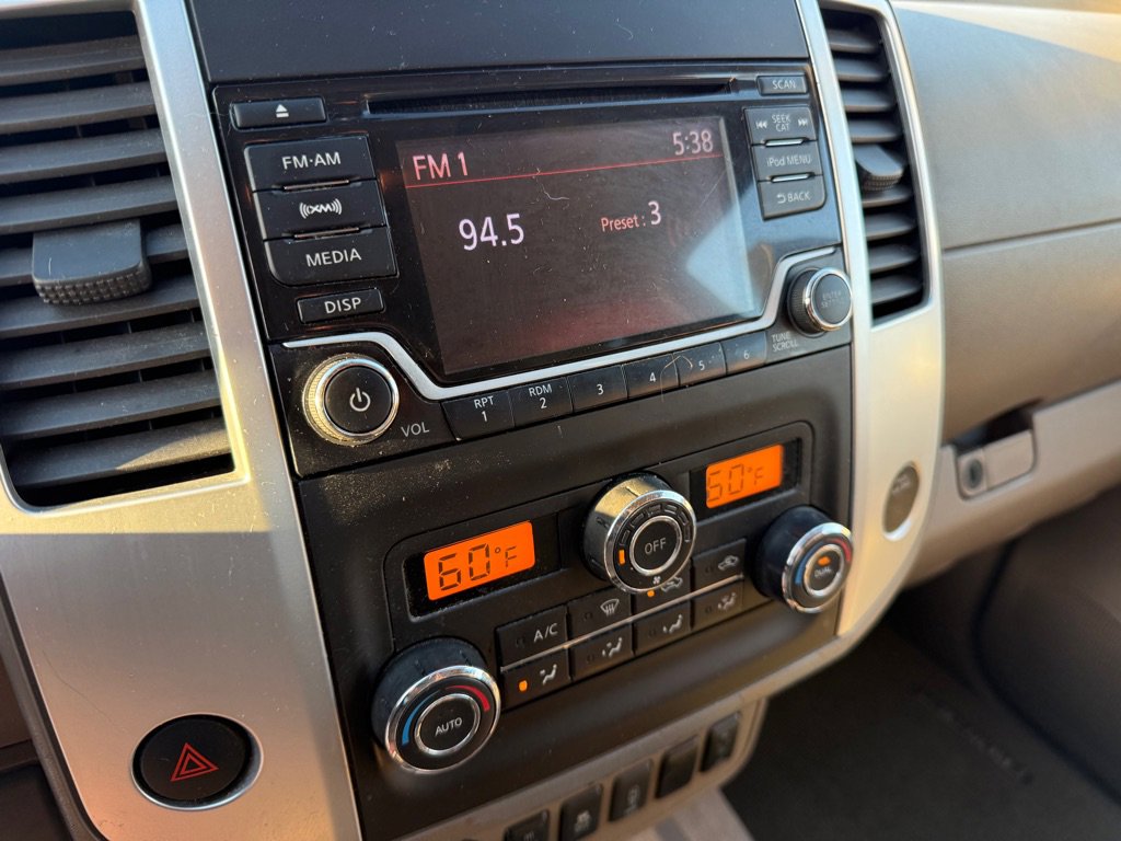 Used 2017 Nissan Frontier SV w/ SV Value Truck Package image 10