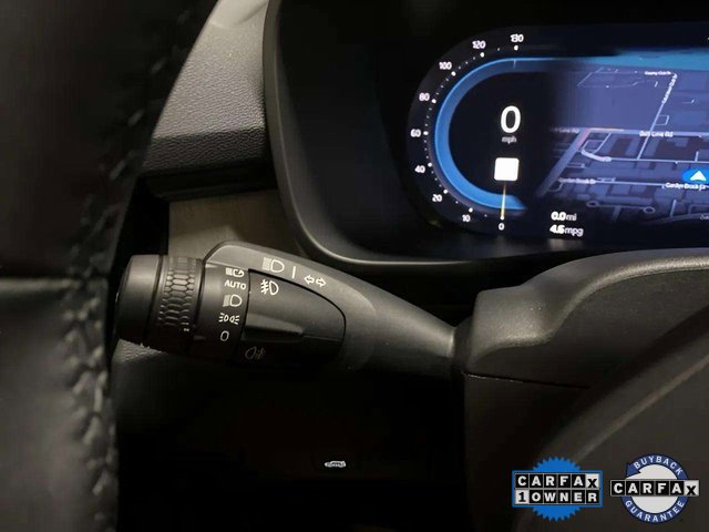 Used 2025 Volvo XC40 B5 Core image 41