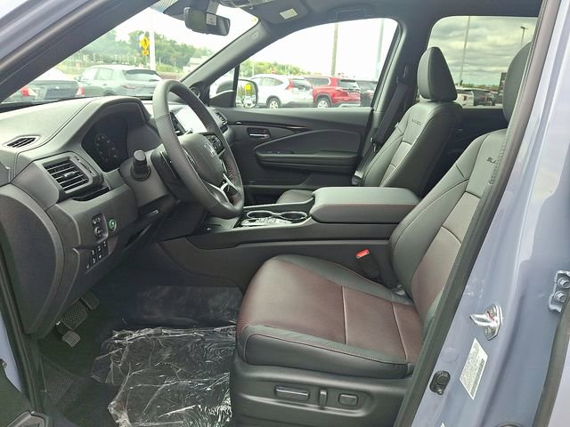 New 2026 Honda Ridgeline Black Edition image 11