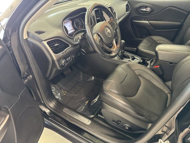 Used 2021 Jeep Cherokee Limited w/ Trailer Tow Group image 15