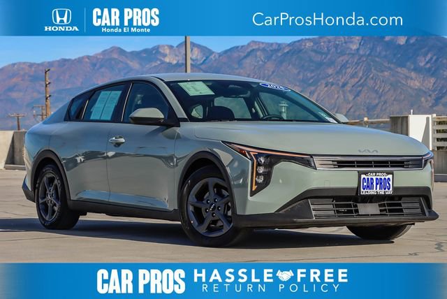 Used 2025 Kia K4 LXS image 1