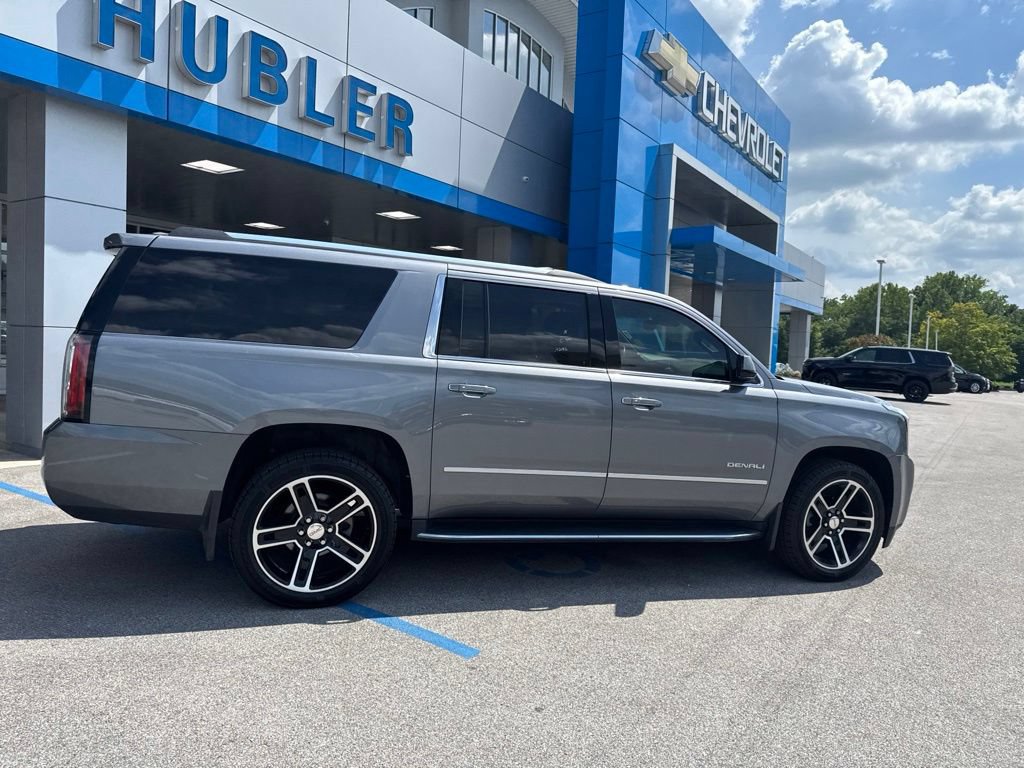 Used 2018 GMC Yukon XL Denali w/ Open Road Package AWD/4WD image 18