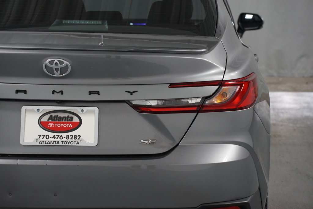 Certified 2025 Toyota Camry SE FWD image 10