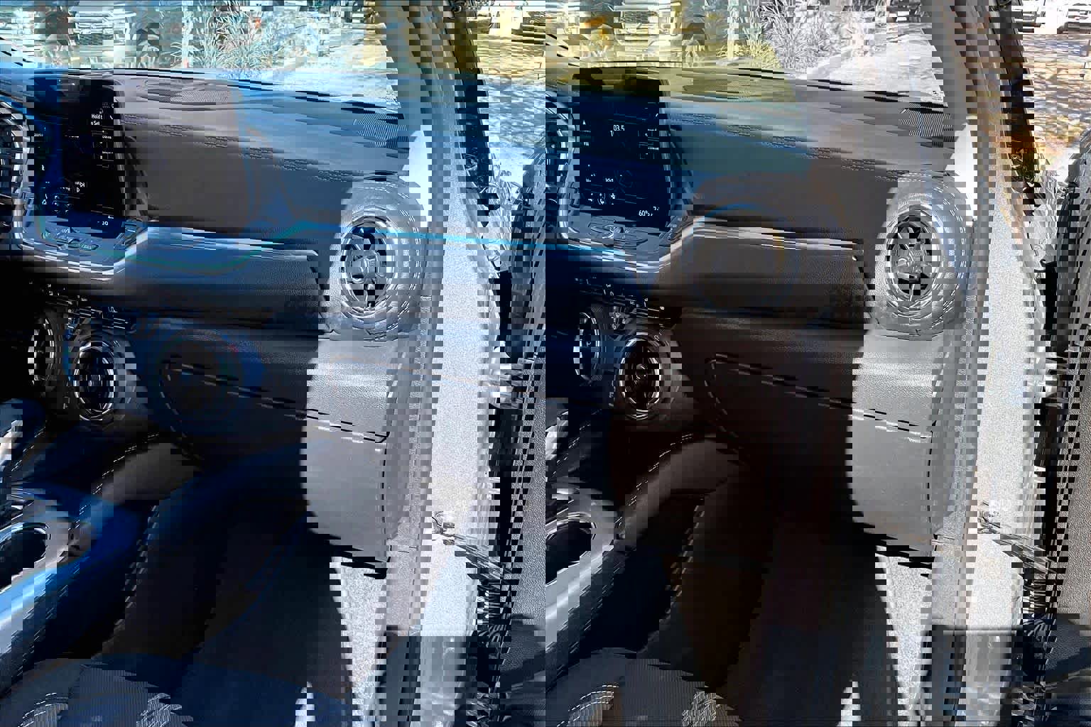 Used 2025 Chevrolet Blazer LT image 18