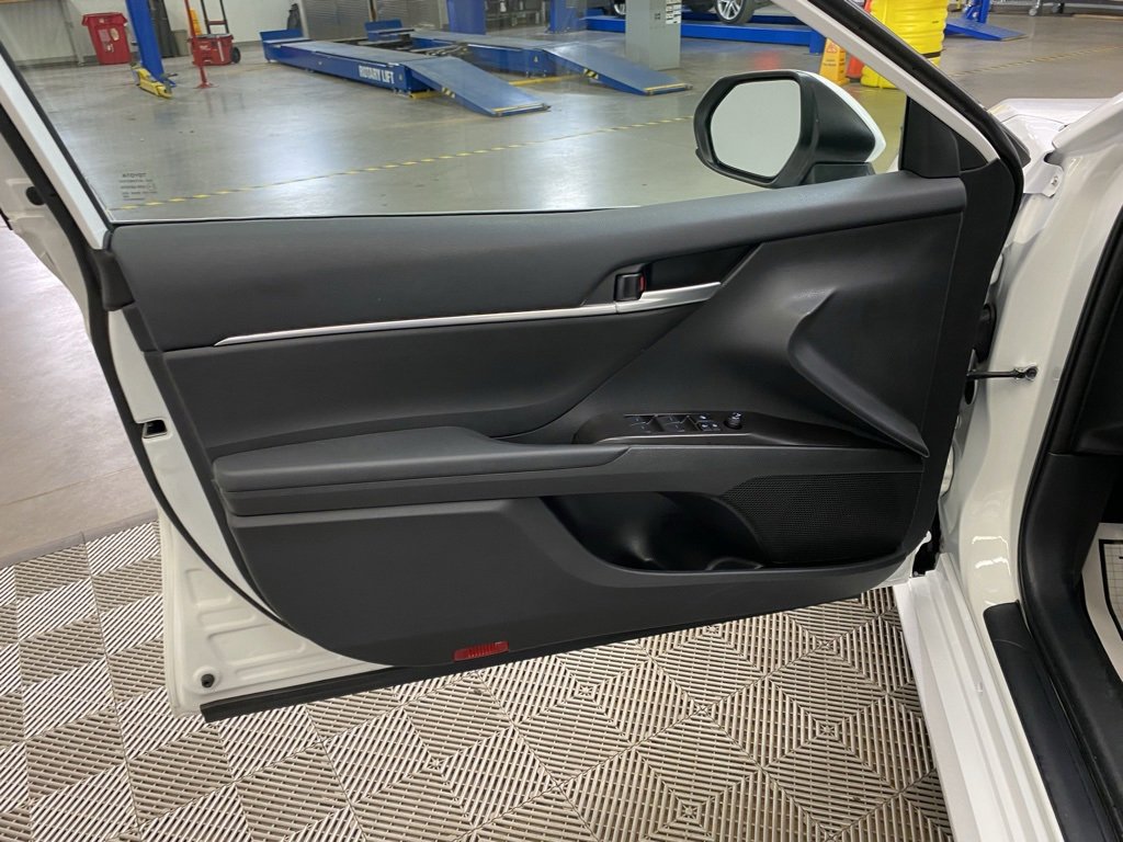 Used 2024 Toyota Camry LE image 29