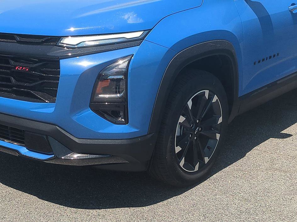 New 2026 Chevrolet Equinox RS w/ Safety and Technology Package FWD image 9