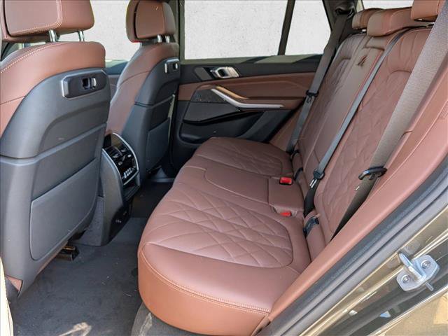 New 2026 BMW X5 xDrive50e w/ M Sport Package AWD/4WD image 17