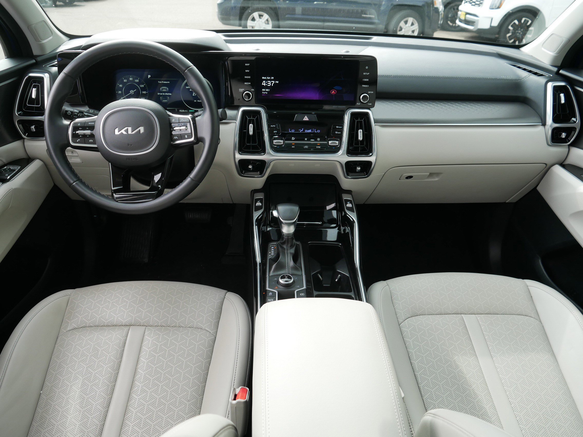 Certified 2023 Kia Sorento SX AWD/4WD image 10