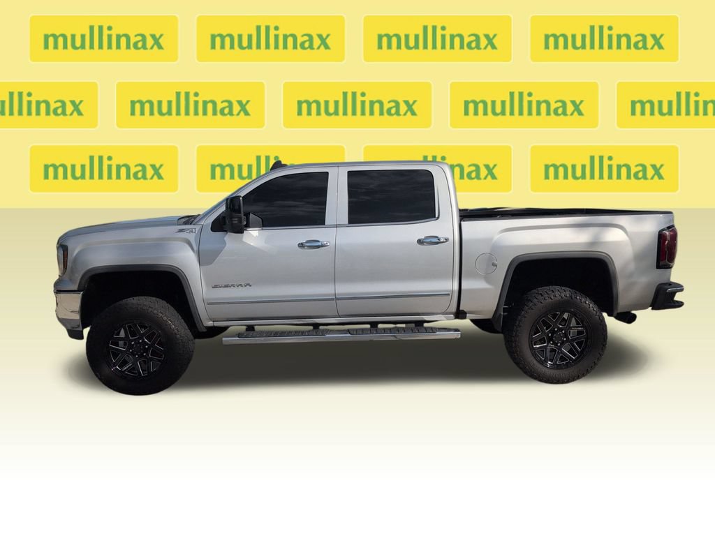 Used 2017 GMC Sierra 1500 SLT w/ SLT Preferred Package AWD/4WD image 10