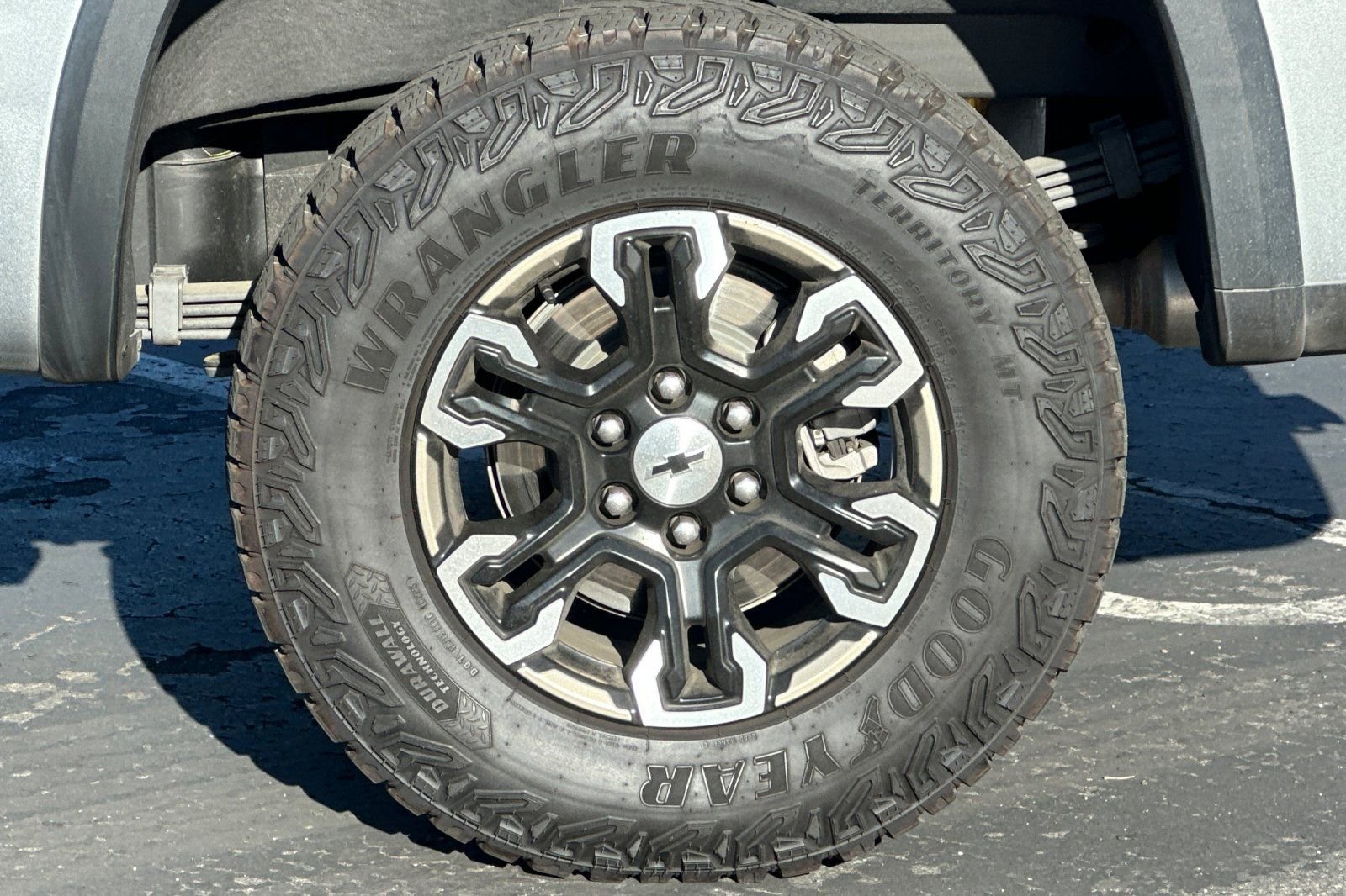 Certified 2023 Chevrolet Silverado 1500 ZR2 w/ Technology Package image 46