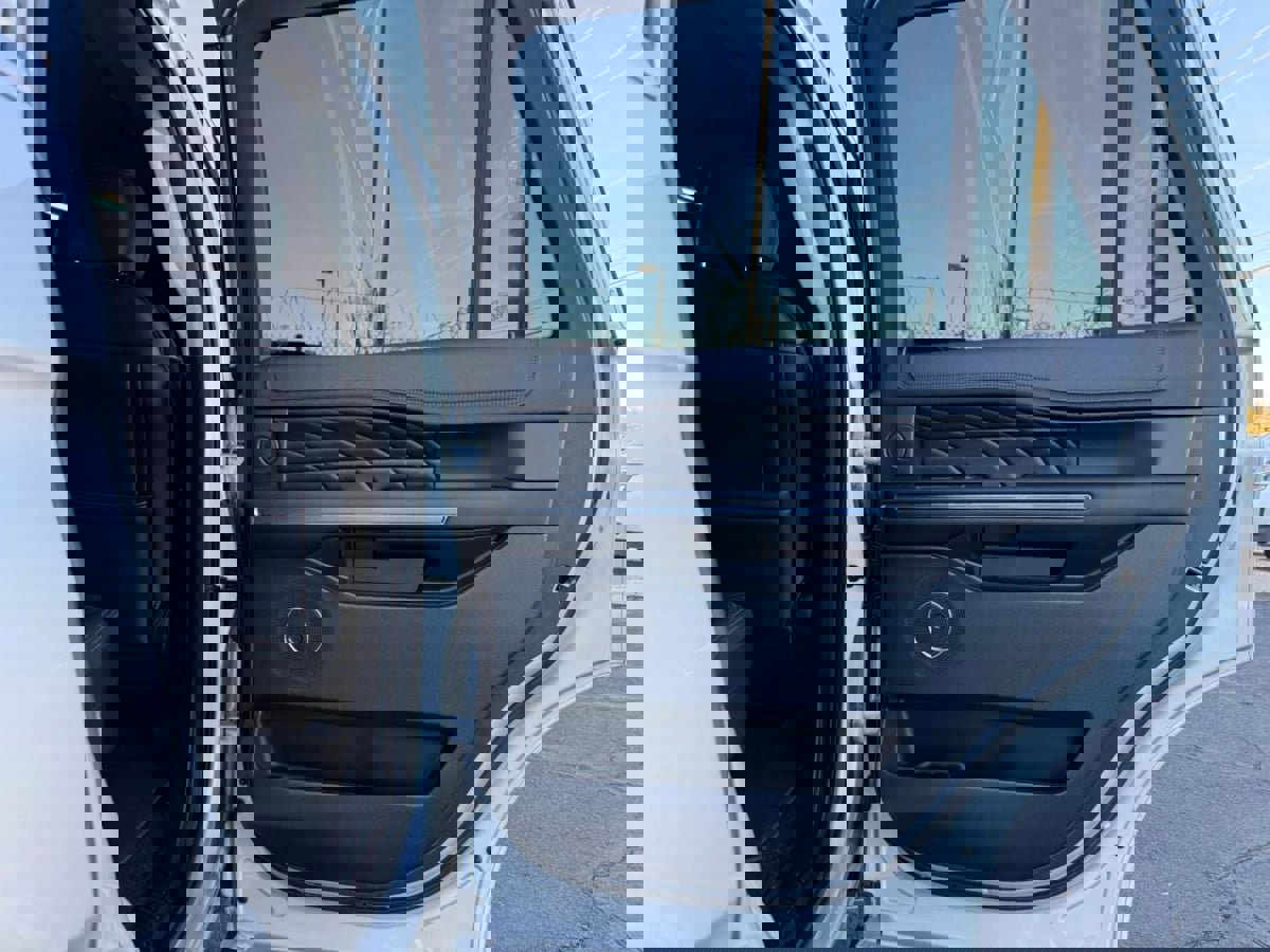 Used 2019 Ford Expedition Platinum image 36