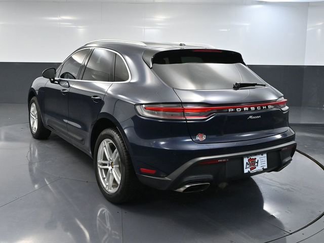 Used 2022 Porsche Macan Base image 7
