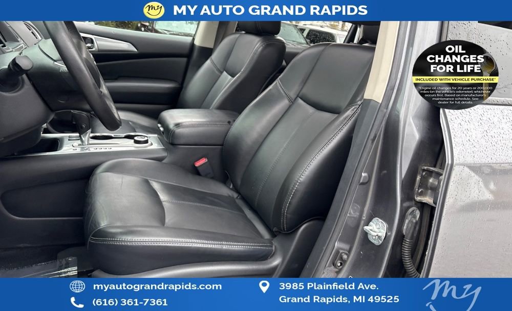 Used 2017 Nissan Pathfinder SL w/ SL Premium Package image 5