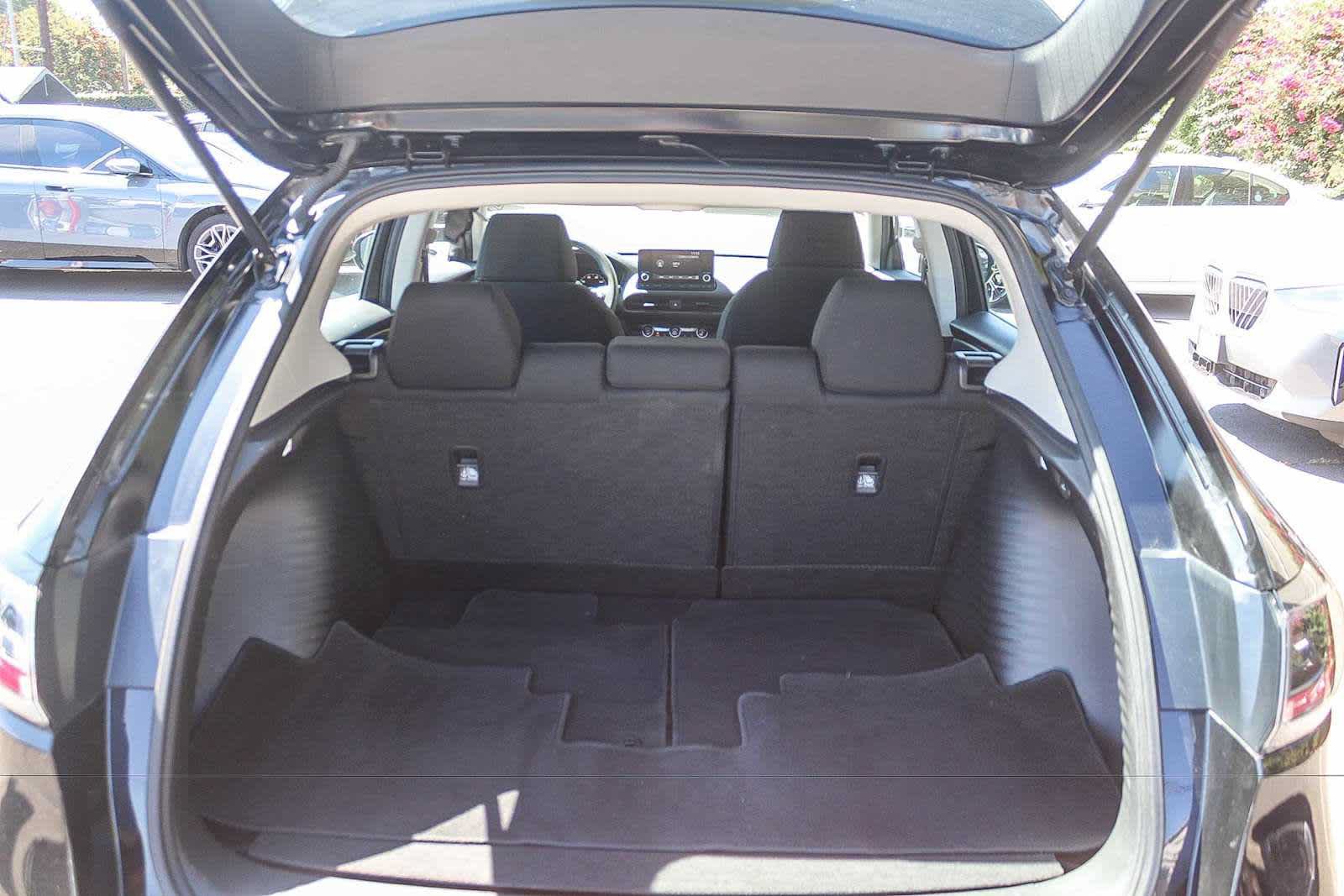 Used 2024 Honda HR-V LX image 26