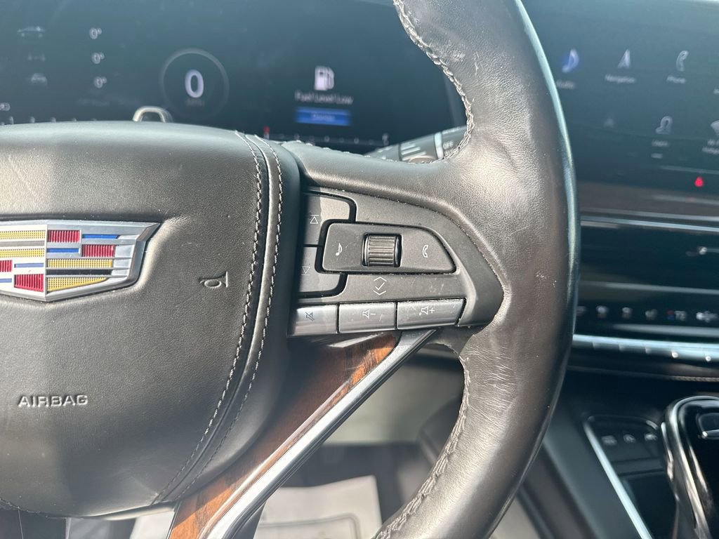 Used 2022 Cadillac Escalade ESV Premium Luxury Platinum image 18