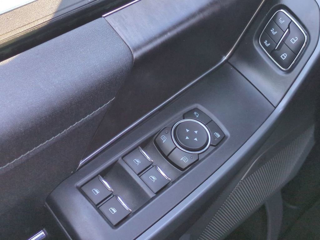 Certified 2023 Ford F150 Lariat w/ FX4 Off-Road Package image 23