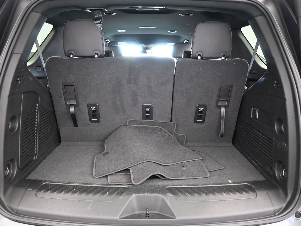 Used 2024 Chevrolet Tahoe LT image 34