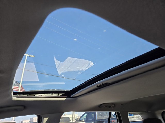 Used 2020 GMC Terrain SLE w/ Driver Convenience Package image 15