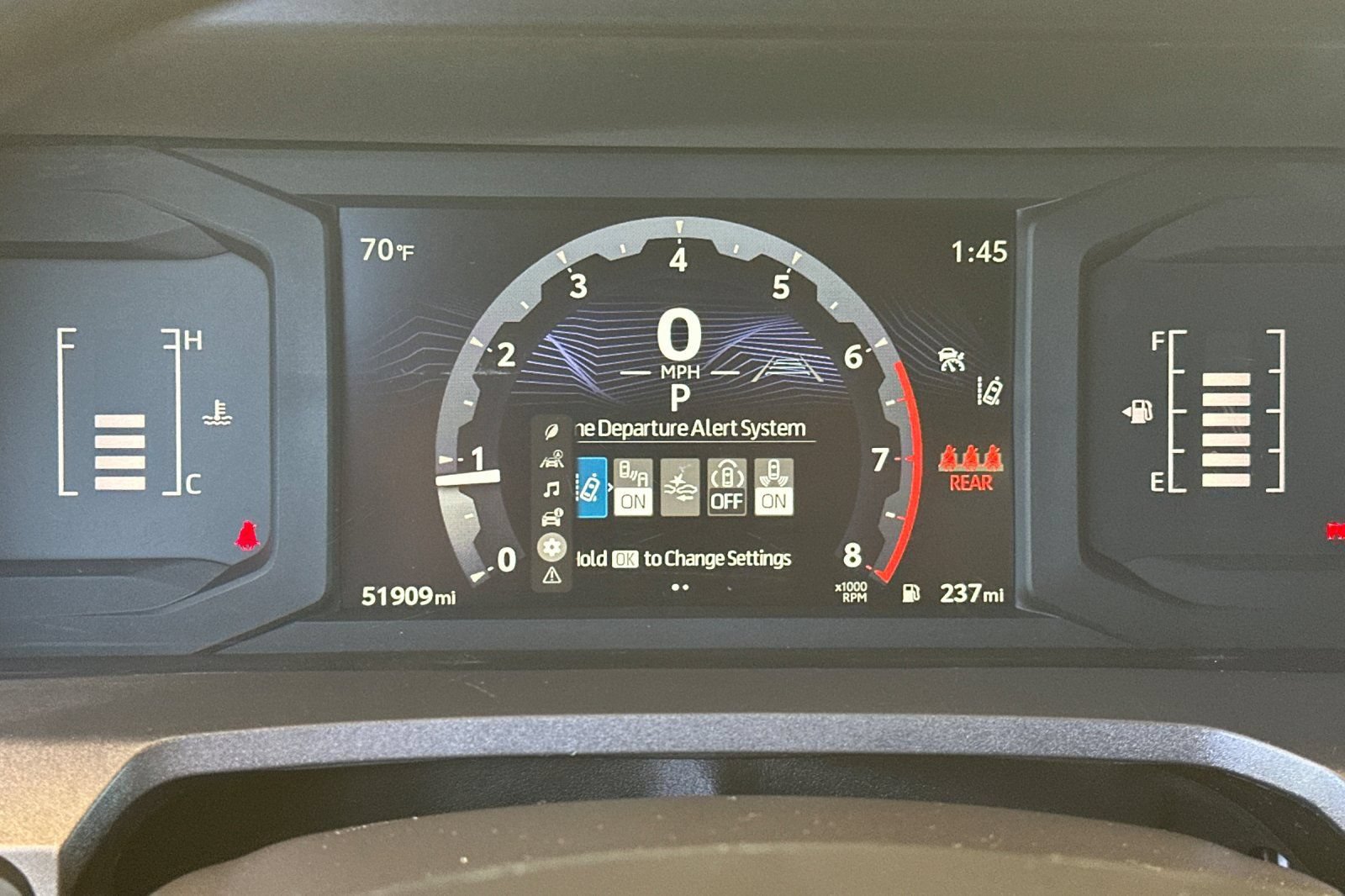 Used 2024 Toyota Tacoma SR5 AWD/4WD image 29
