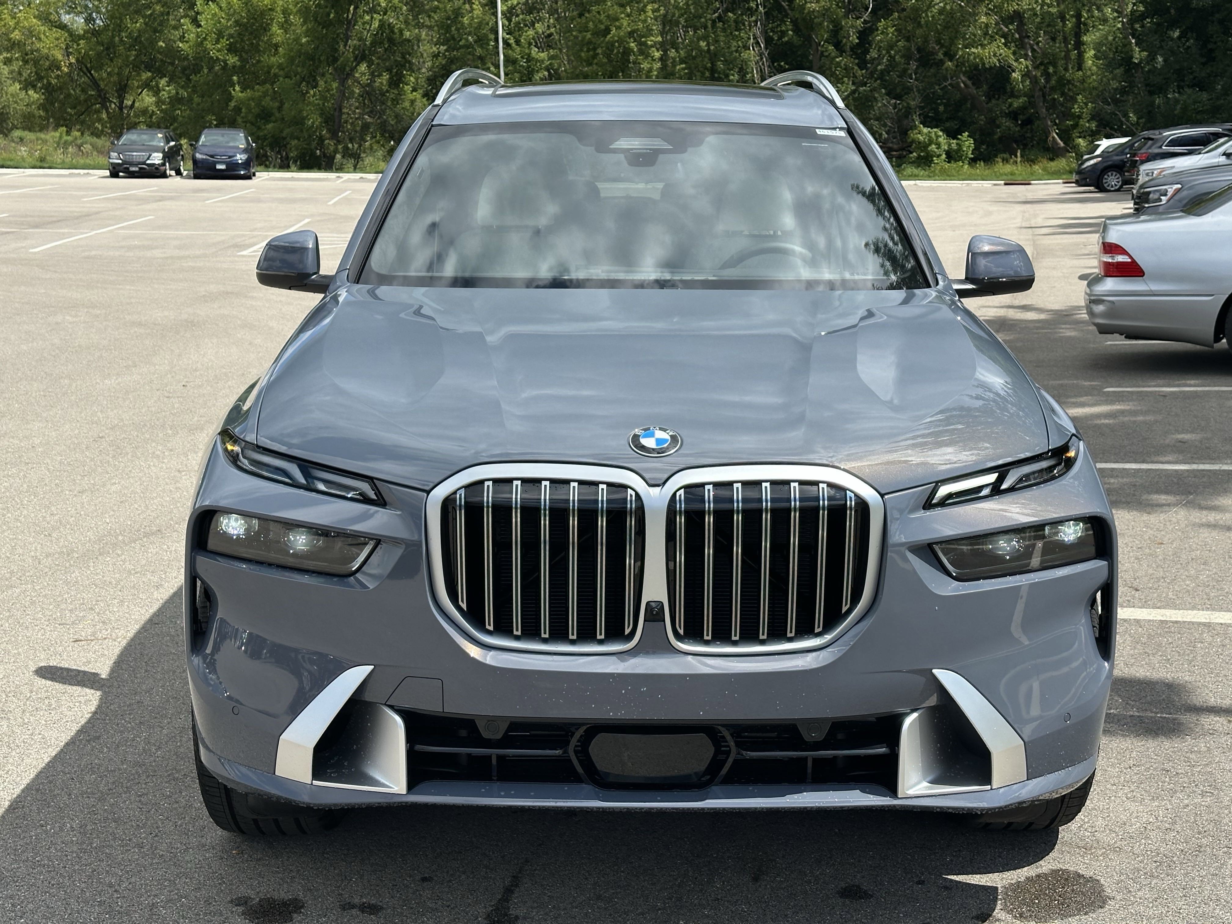 New 2026 BMW X7 xDrive40i image 2